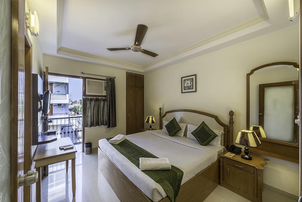 Treebo Trend Woodsvilla Suites Bapu Nagar Jaipur Ruang foto
